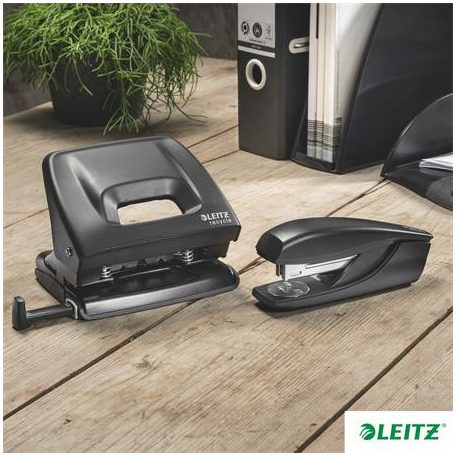 LEITZ Lyukasztó, kétlyukú, 30 lap, LEITZ "Recycle NeXXt", fekete