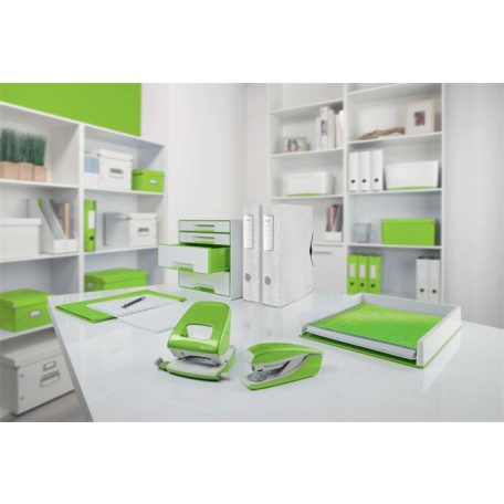 LEITZ Lyukasztó, kétlyukú, 30 lap, LEITZ "Nexxt Wow", zöld