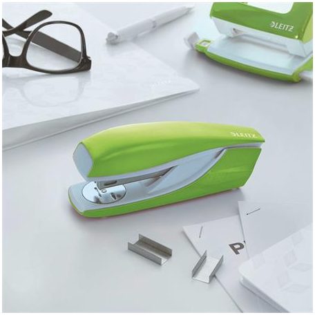 LEITZ Tűzőgép, 24/6, 26/6, 30 lap, LEITZ "Nexxt Wow", zöld