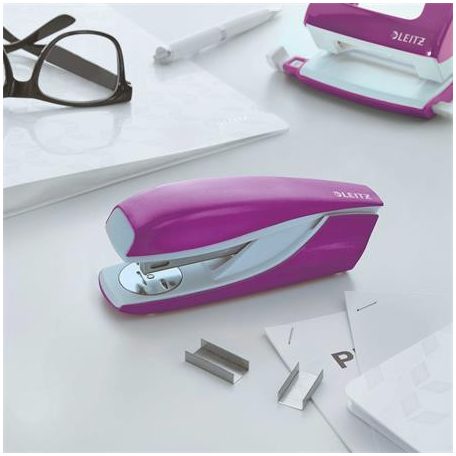 LEITZ Tűzőgép, 24/6, 26/6, 30 lap, LEITZ "Nexxt Wow", lila