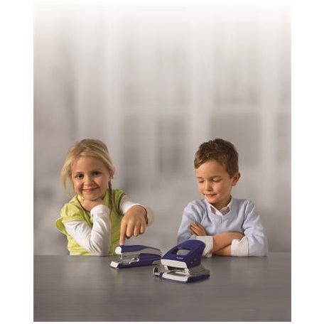 LEITZ Tűzőgép, 24/6, 26/6, 30 lap, LEITZ "Nexxt Style", gránátvörös