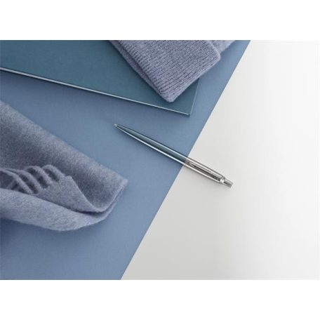 PARKER Golyóstoll, 0,7 mm, ezüst színű klip, Waterloo kék tolltest, PARKER "Royal Jotter", kék