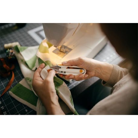 FISKARS Cérnavágó olló, FISKARS "Soft Grip"