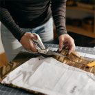 FISKARS Szabóolló, 25 cm, FISKARS "Amplify", fehér