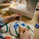 FISKARS Varróolló, 10 cm, hajlított, FISKARS "Classic", narancssárga