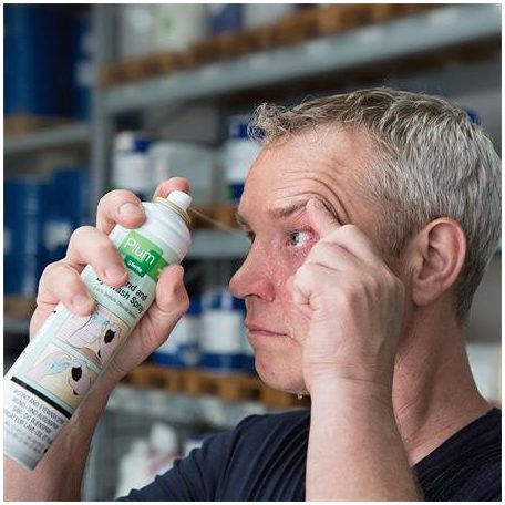 PLUM Sebtisztító és szemöblítő spray, 250 ml, PLUM