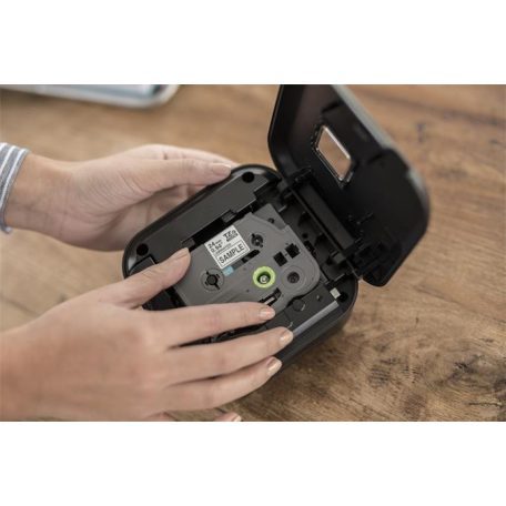 BROTHER Elektromos feliratozógép, BROTHER "PT-P710BT"