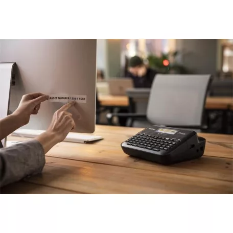 BROTHER Elektromos feliratozógép hordtáskával, BROTHER "PT-D610BTVP"