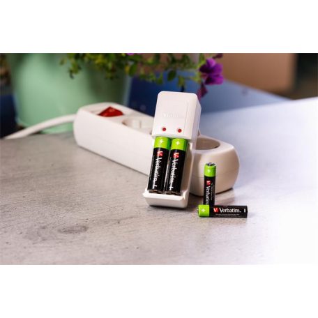 VERBATIM Tölthető elem, AAA mikro, 4x950 mAh, VERBATIM