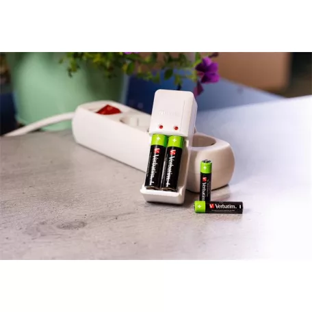 VERBATIM Tölthető elem, AA ceruza, 4x2500 mAh, VERBATIM